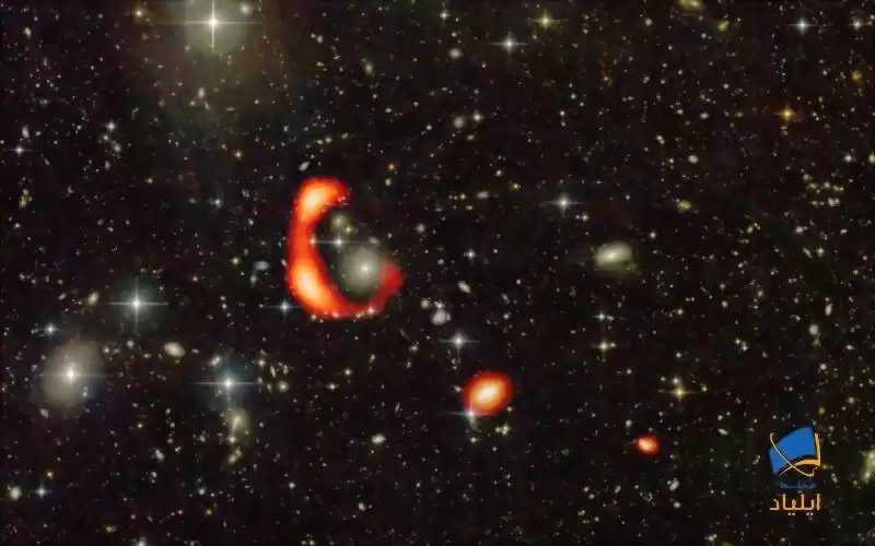 حلقه‌ی هیدروژنی عجیب در اطراف یک کهکشان