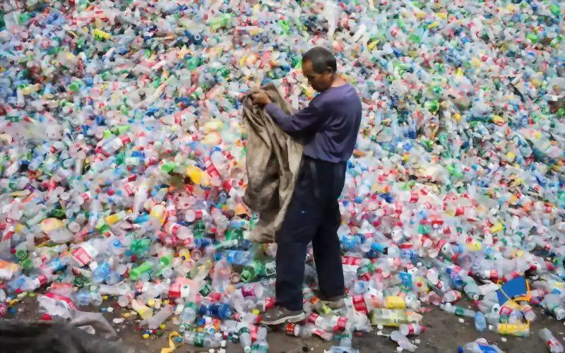 چین پیشتاز محدود کردن استفاده از پلاستیک‌های یک‌بار مصرف