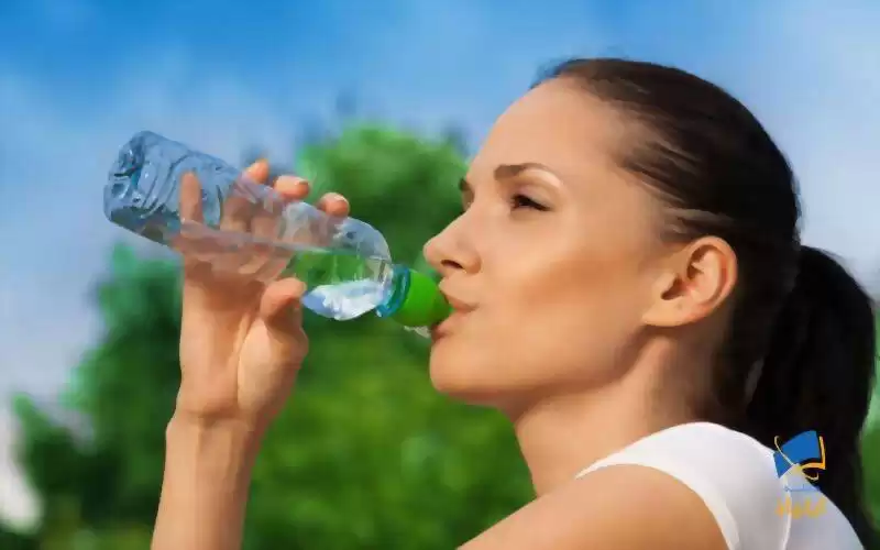 آیا وجود لیتیوم در آب نوشیدنی، می‌تواند مفید باشد؟