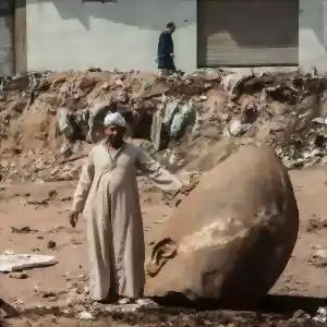 کشف مجسمه‌ای عظیم در مناطق زاغه‌نشین قاهره