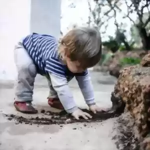 بگذارید بچه‌ها خاک بازی کنند!