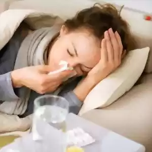 وقتی احساس سرماخوردگی داریم باید به پزشک مراجعه کنیم؟