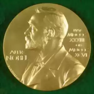 نوبل فیزیک سال ۲۰۲۱ به چه کسانی رسید؟