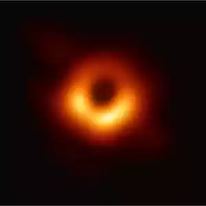از سیاهچاله‌ای که این روزها خبرساز شده، بیشتر بدانید