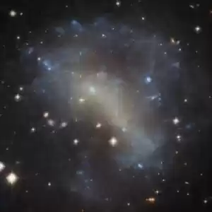 نمونه‌ای بی‌نظیر از کهکشان‌های کوچک نامنظم 