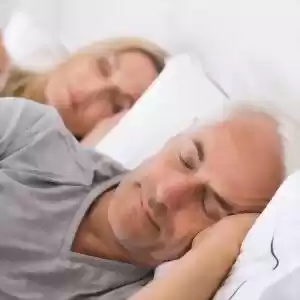 خواب منظم می‌تواند عامل مهمی در سلامتِ انسان باشد.