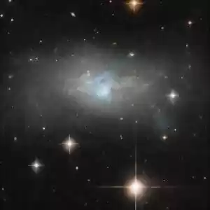 ناسا تصویر جدیدی از کهکشان فعال IC4870 منتشر کرد.