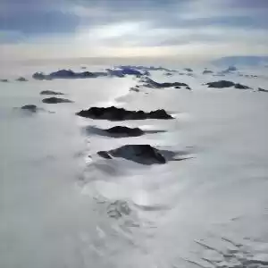 در زیر یخچال‌های سرزمین جنوبگان چه خبر است؟ 