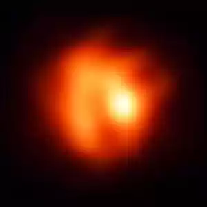 برای اولین بار؛ رصد پوست‌اندازی ستاره‌ای در کهکشان راه‌شیری