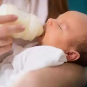 خطری که نوزادان شیرخشکی را تهدید می‌کند