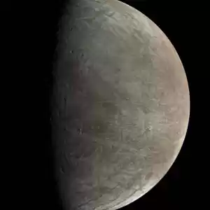 باکیفیت‌ترین تصویر از قمر اروپا ثبت شد