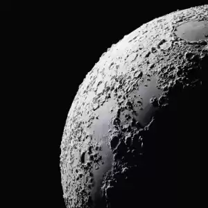 مغناطیس عجیب و غریب روی ماه