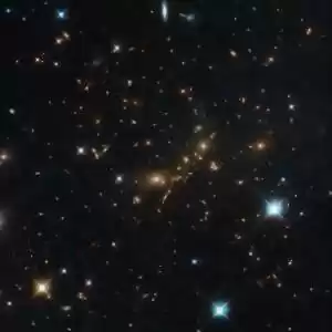 ویژگی‌های خوشه‌های کهکشانی از دید هابل